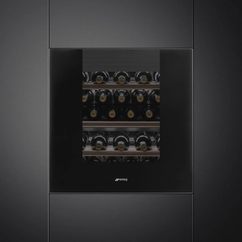 Виноохладители Виноохладител за вграждане Smeg CVI129B3