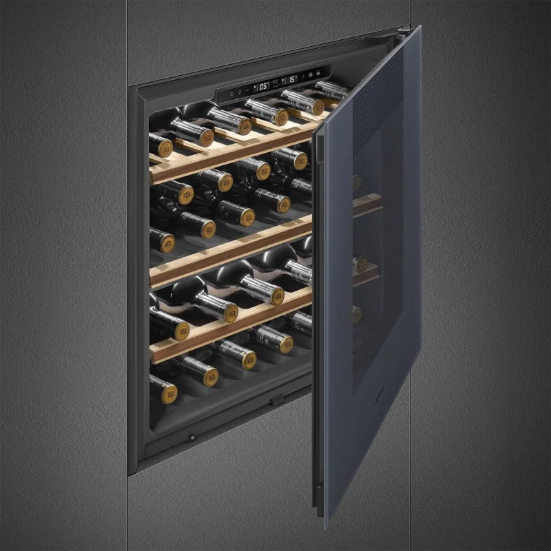 Виноохладители Виноохладител за вграждане Smeg CVI129G