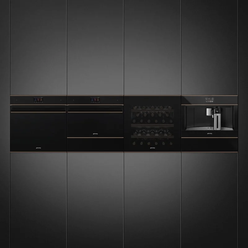 Виноохладители Виноохладител за вграждане Smeg CVI629NR3