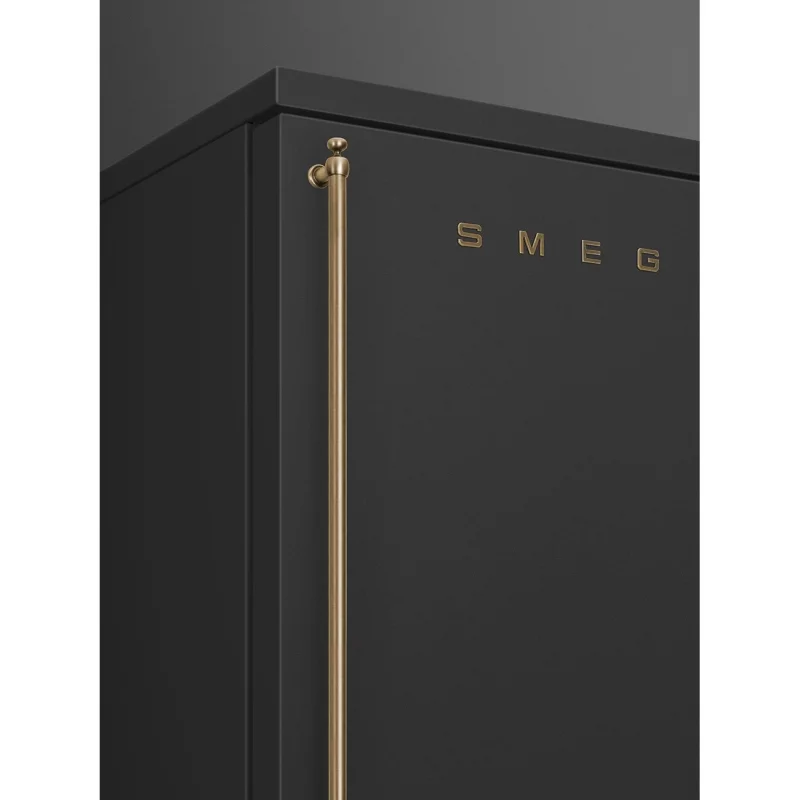 Хладилници с две врати Хладилник Smeg FA8005RAO5