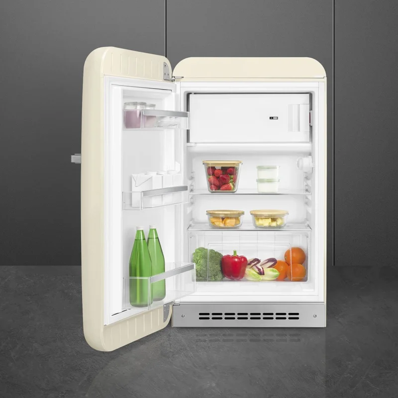 Хладилници с една врата Хладилник с камера Smeg FAB10LCR6