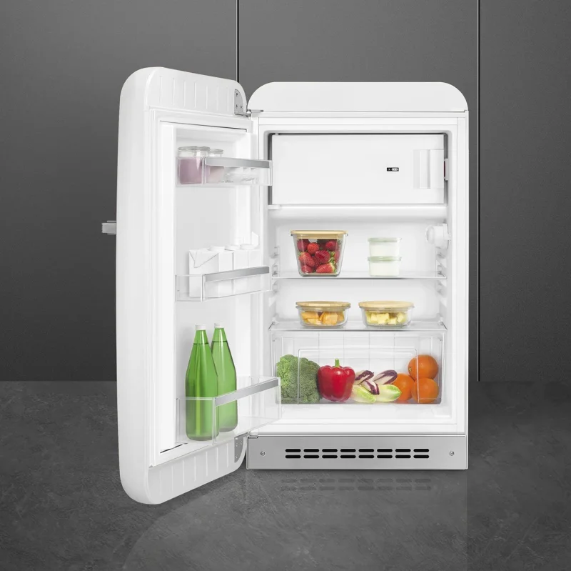 Хладилници с една врата Хладилник с камера Smeg FAB10LWH6
