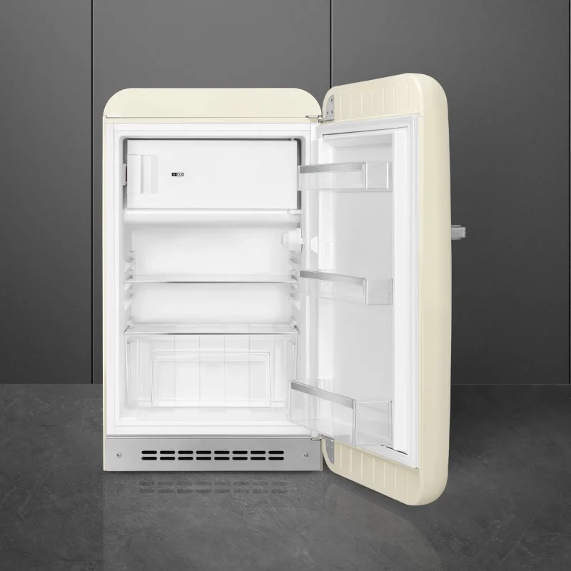 Хладилници с една врата Хладилник с камера Smeg FAB10RCR6