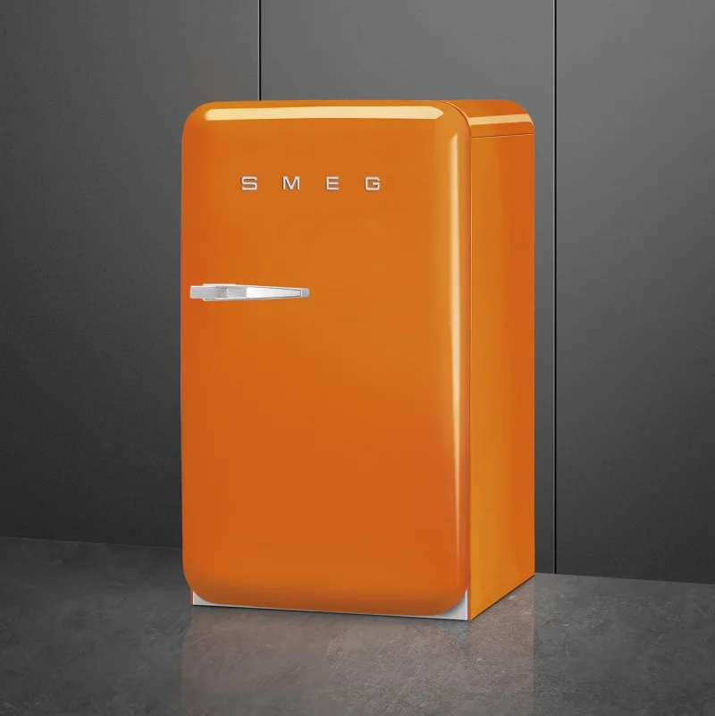 Хладилници с една врата Хладилник с камера Smeg FAB10ROR6
