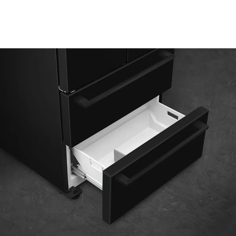 Хладилници с четири врати Хладилник Smeg FQ55FNDE