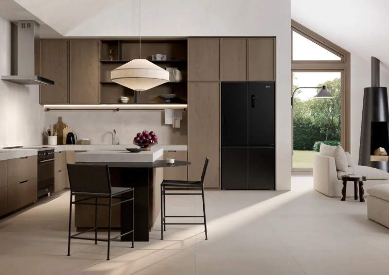 Хладилници с четири врати Хладилник Smeg FQI60KD
