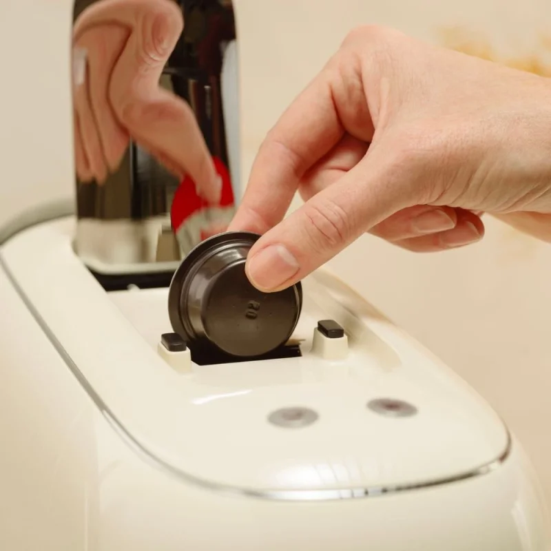 Кафемашини и кафеавтомати Еспресо кафемашина с капсули Smeg Lavazza 18000460 Крем