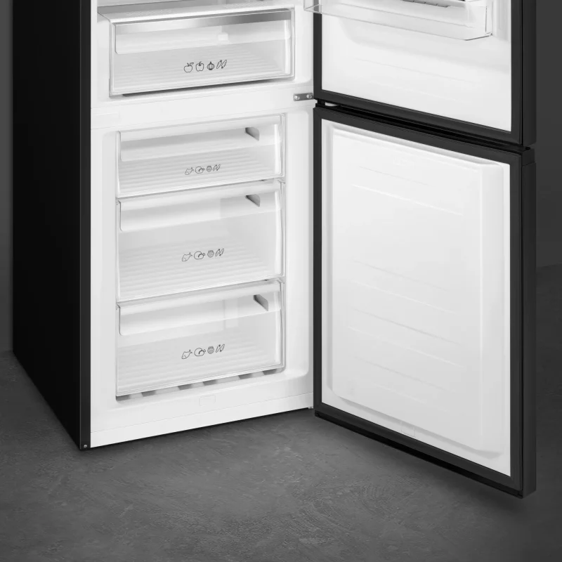 Хладилници с две врати Хладилник Smeg RC21KDNMC